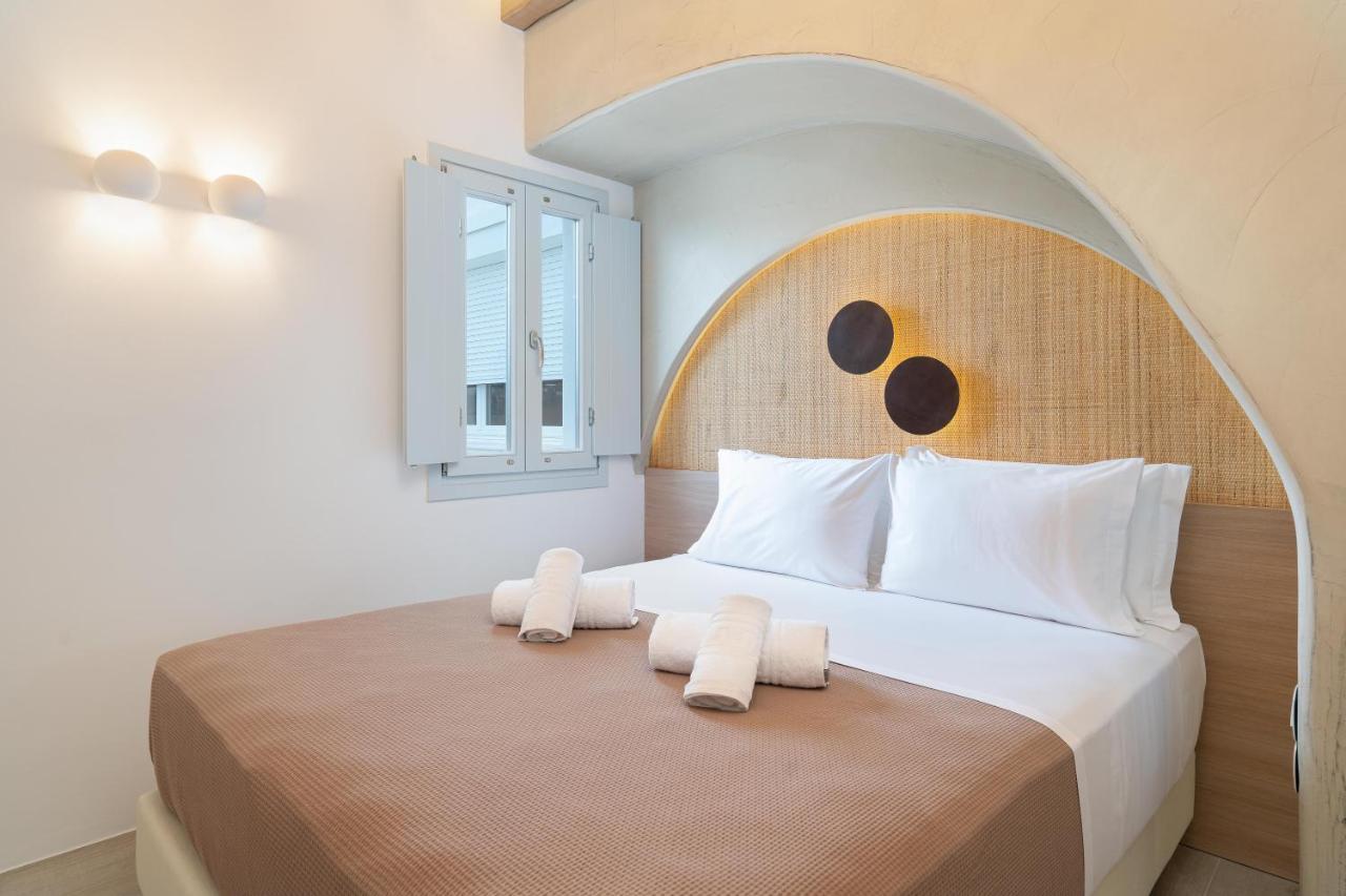Airth Santorini Suites Firostefani Eksteriør billede