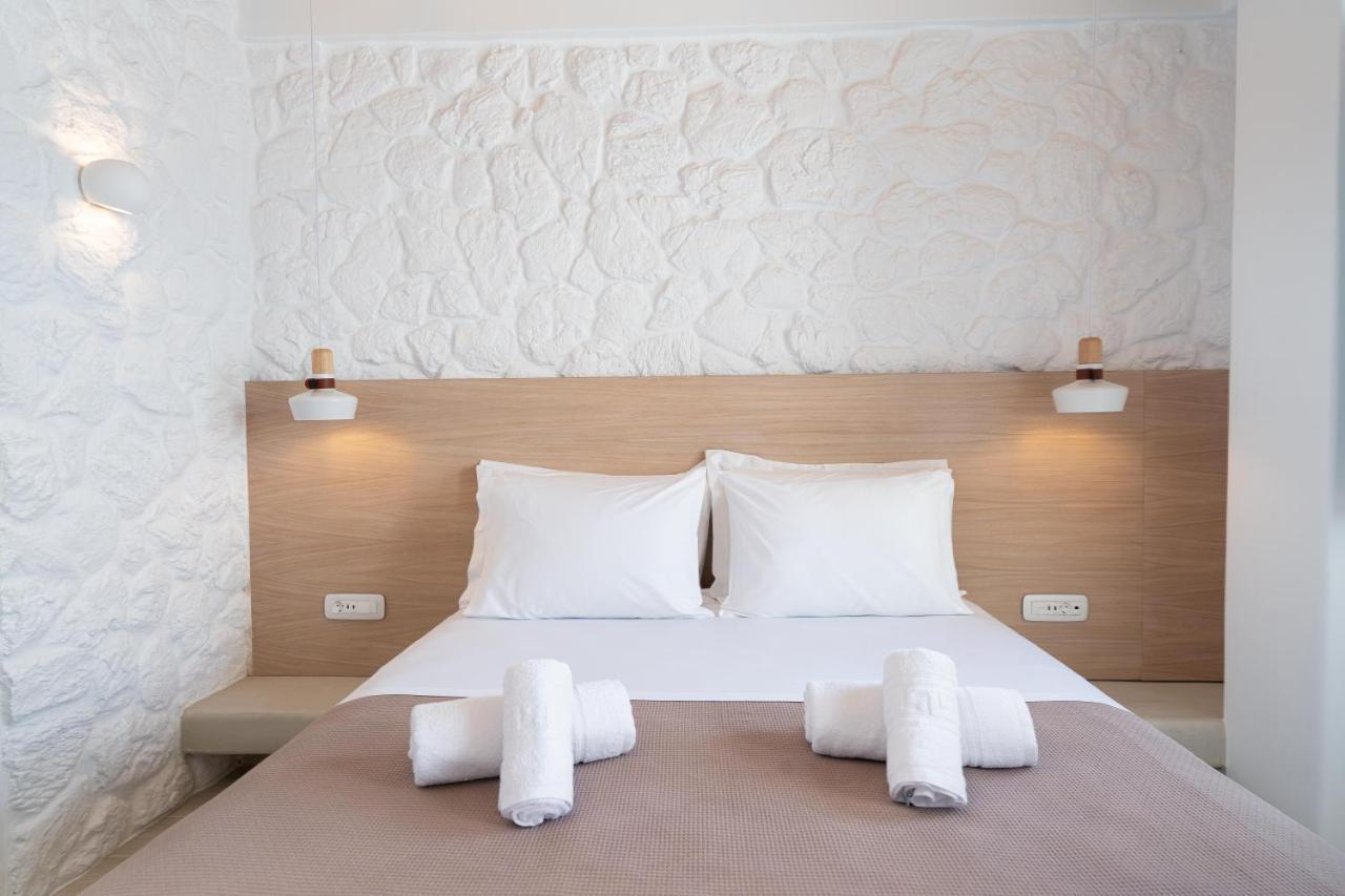 Airth Santorini Suites Firostefani Eksteriør billede